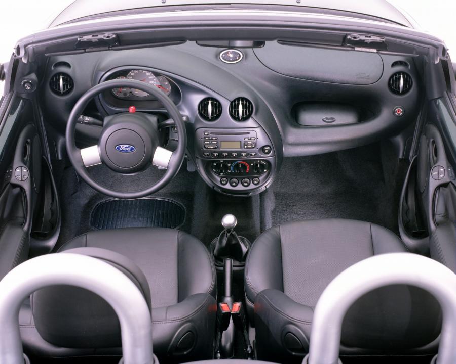  Ford StreetKa 2003 года  (фото 12 из 32)